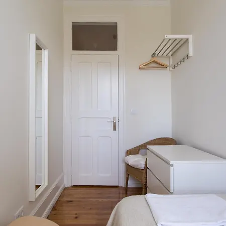 Apartment Rato By Hill